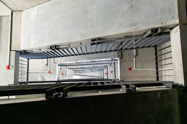 staircase-4577762_1920